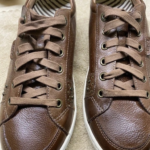 Taos Women's Freedom brown walking leather Sneaker/shoe Studded grunge boho 9 - Picture 2 of 7